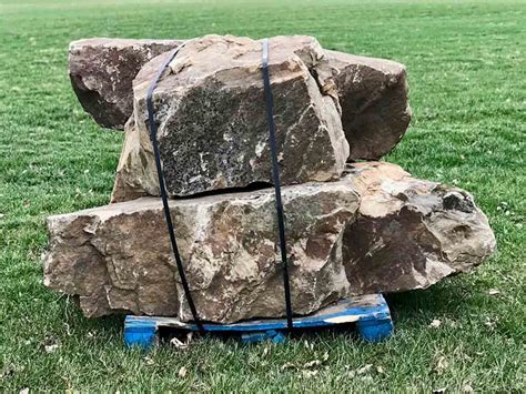 Weathered Sandstone Stack Boulders | Green Stone Company