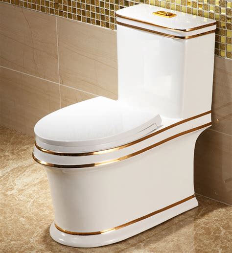 Luxury Toilet With Gold Lines - Royal Toiletry Global