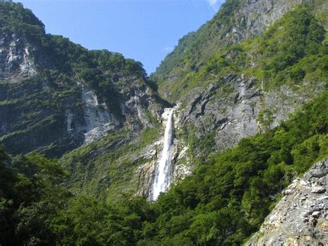 Taroko Gorge: The Grand Canyon of Taiwan | Spiritual Travels