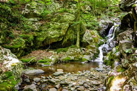 14 Best Waterfalls In Virginia You Shouldn't Miss - Southern Trippers