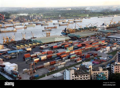 Chattogram, Bangladesh 07 september 2021: General view of Chittagong ...