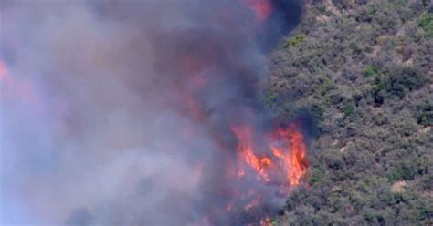 Riverside County fire breaks containment, surging to 2,206 acres near ...