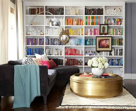 18 Effortless Ways to Style Bookshelf Decor