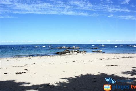 Sapins Beach in L'Ile-d'Yeu - Vendee - France - Plages.tv