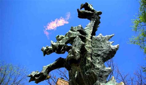 Wawel Dragon – Most Famous Polish Legend - Discover Cracow