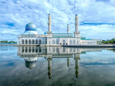 Kota Kinabalu City Mosque in Sabah, Malaysia - The Floating Mosque