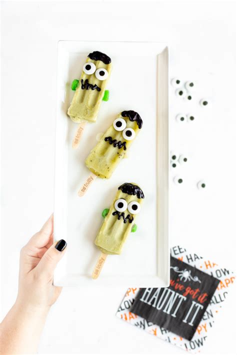 37 Spooktacular Halloween Treats with Candy Eyes