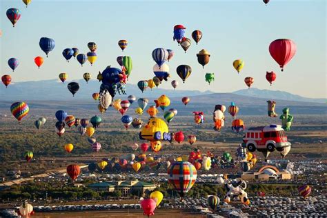 Not all hot air: The world's biggest balloon festival just took off ...