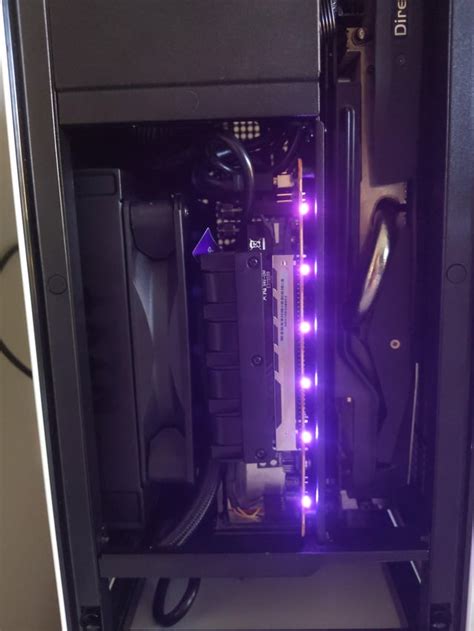 Reversed the riser cable in my NZXT H1 so I can see me motherboard LEDs ...