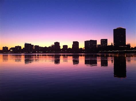 Community Photo of the Week: Lake Merritt Glows | Oakland North