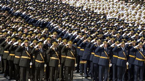 Turkish Officers from all branches in full dress uniform. : r/uniformporn