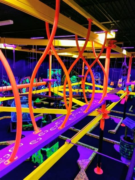 Sky Trail ® - Custom Design Ropes Course Attractions