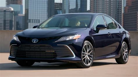 2022 Toyota Camry XLE Full Tour Exterior and Interior - YouTube