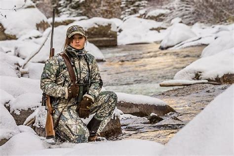 Selecting the Perfect Hunting Clothes for Women