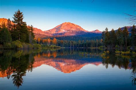 Things to Do in Lassen Volcanic National Park: Best Hikes and Information