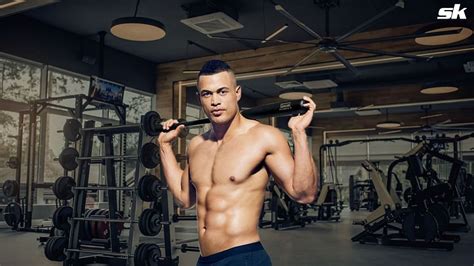 Giancarlo Stanton's muscle-building secrets include crushing curls with ...