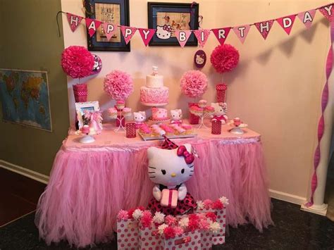 Hello Kitty Birthday Party Ideas | Photo 1 of 19 | Hello kitty birthday party, Hello kitty theme ...