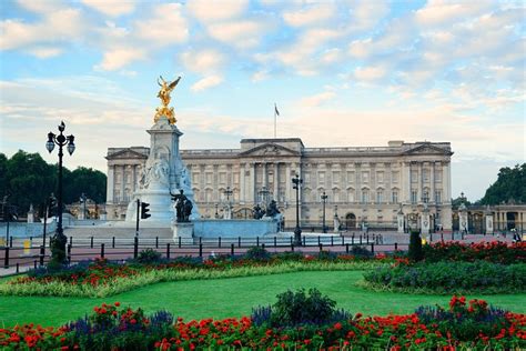 Buckingham Palace Tour Including Changing Of The Guard Ceremony & Afternoon Tea 2023: Triphobo