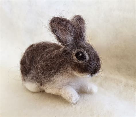 Claudia Marie Felt: How to Make a Needle Felted Bunny and Giveaway