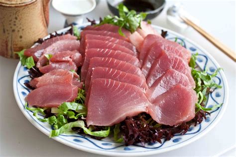 FOODjimoto: Sashimi--Pacific Bluefin Tuna