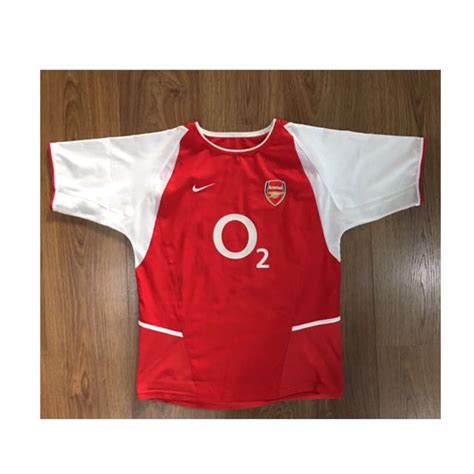 LF: Thierry henry Arsenal Jersey, Bulletin Board, Looking For on Carousell