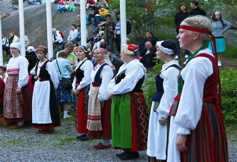 Celebrating Midsummer in Finland - Days to Come