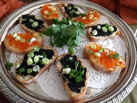 Caviar on Toast : RussianFood