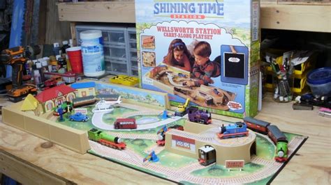 ERTL Thomas & Friends Wellsworth Station Carry-Along Playset - Unboxing ...