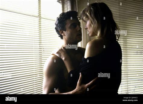 WILLIAM PETERSEN, DARLANNE FLUEGEL, TO LIVE AND DIE IN L.A., 1985 Stock Photo - Alamy