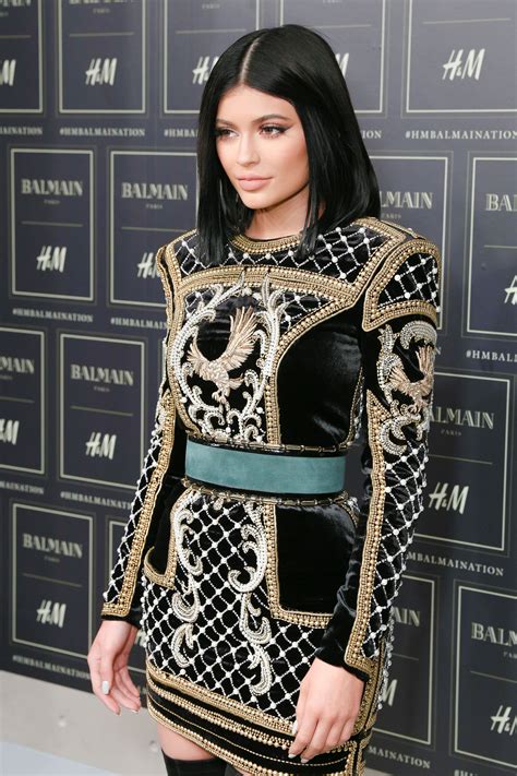 Kylie Jenner arrives on the red carpet at our Balmain x H&M show in an ...