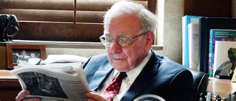 'Becoming Warren Buffett' Trailer: Watch A Billionaire Enjoy A Sausage ...