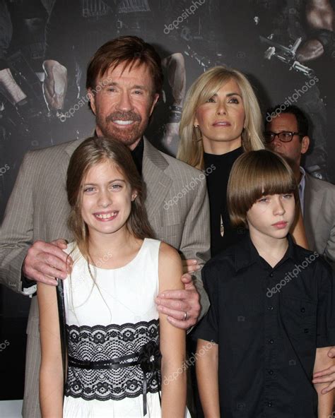 Chuck Norris 2024: Wife, net worth, tattoos, smoking & body facts - Taddlr