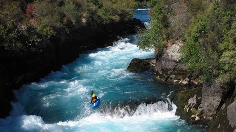 River kayaking in New Zealand | Kayak New Zealand