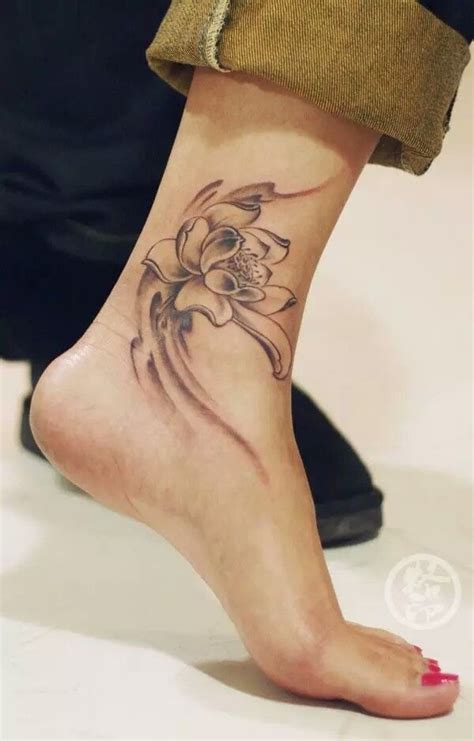 Pin by Madalina on cose da fare | Ankle tattoos for women, Ankle tattoo designs, Ankle tattoo ...