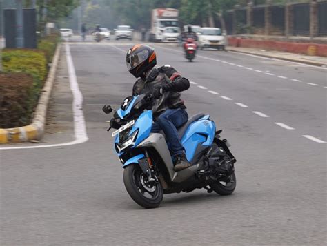 Hero Xoom First Ride Review - Bike India