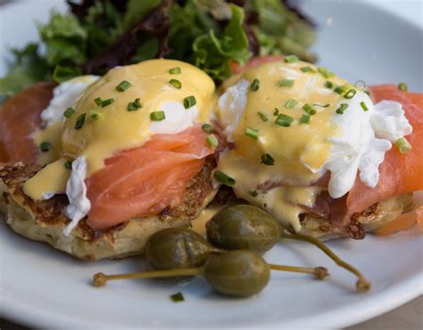 Salmon eggs Benedict | Recipe | Her World