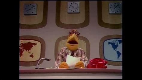 The Muppet Show: Muppet News Flash - Falling Stars [attempted HD remaster] - YouTube