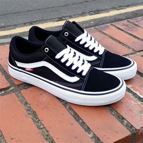 Vans - Old Skool Pro - Shoes - Black/White