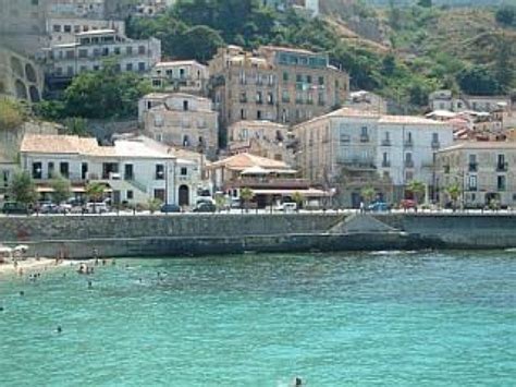 Beautiful Holiday Apartment Pizzo Calabria Has Cable/satellite TV and ...