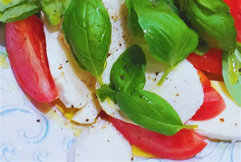 Italian tomato, mozzarella and basil salad | Insalata Caprese | What is the national dish of ...