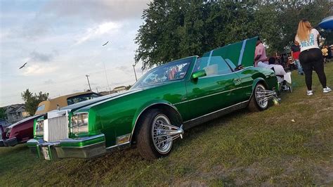 Slow, loud and banging all over ! shows us the slab car culture in houston - scoopnest.com