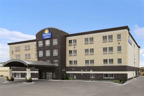 Days Inn & Suites by Wyndham Winnipeg Airport Manitoba | Winnipeg, MB Hotels