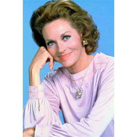 Barnaby Jones Lee Meriwether 24x36 Poster - Walmart.com - Walmart.com