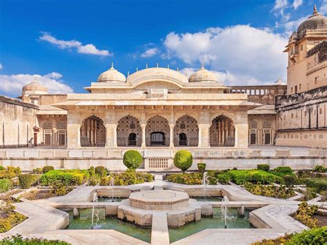 The Sheesh Mahal (Palace of Mirrors) is the best-known part of Jaipur's ...