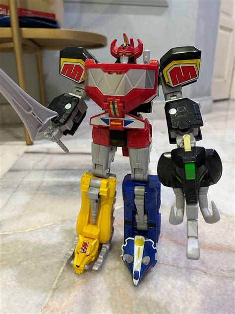 MMPR Megazord set Hasbro, Hobbies & Toys, Toys & Games on Carousell