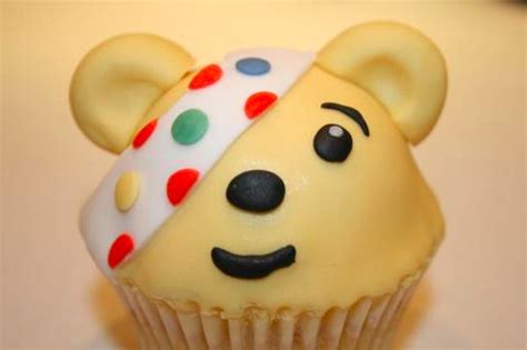 Pudsey Bear Cake | Children In Need Ideas | Pinterest | Bear cakes ...