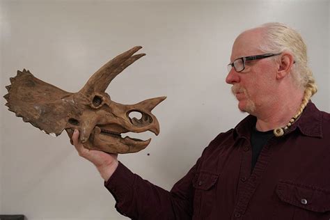 Paleontologist Encourages Critical Thinking on Dinosaurs to Make Better Citizens | Paleontology ...