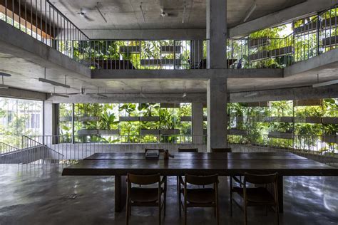 Gallery of Urban Farming Office / VTN Architects - 12