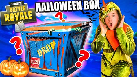 UNBOXING FORTNITE HALLOWEEN MYSTERY BOX!! 📦 Fortnite SKINS, Toys, PICKAXE & More! - YouTube