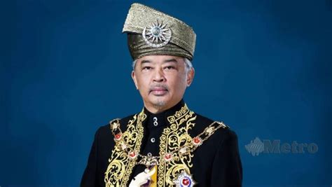 Yang Dipertuan Agong Malaysia / B.thaliand, soalnya thailand merupakan salah satu negara ...